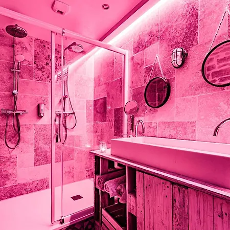 Anniversaire Surprise Luxe Champagne Offert & Parking Apartment