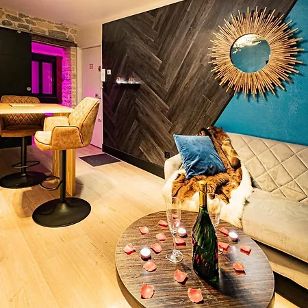 Anniversaire Surprise Luxe Champagne Offert & Parking Apartment Dijon